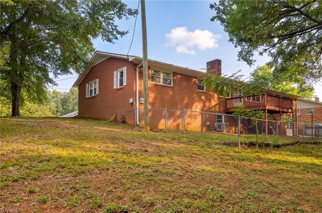 112 Delta Street, Lexington, NC 27295