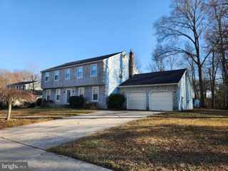 4 ORIOLE DR, Voorhees, NJ 08043
