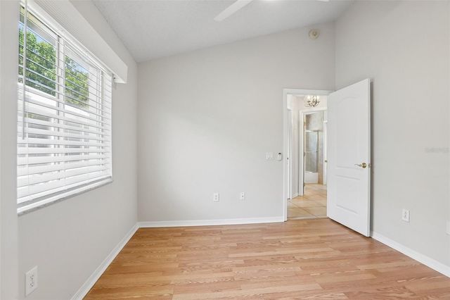 10216 CHARLESTON CORNER ROAD, Tampa, FL 33635