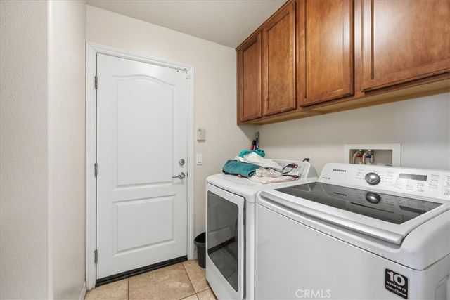 34326 Heather Ridge Court, Lake Elsinore, CA 92532