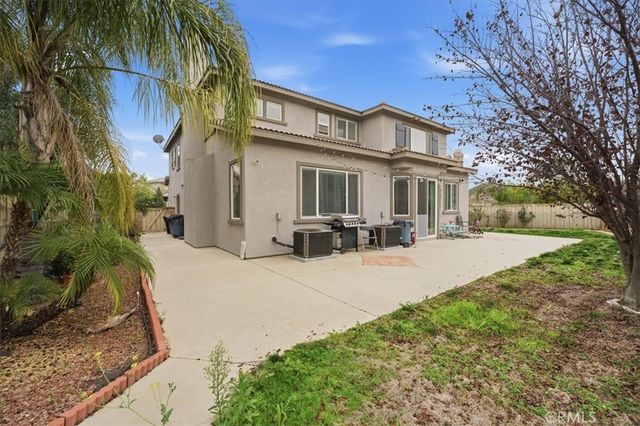 34326 Heather Ridge Court, Lake Elsinore, CA 92532