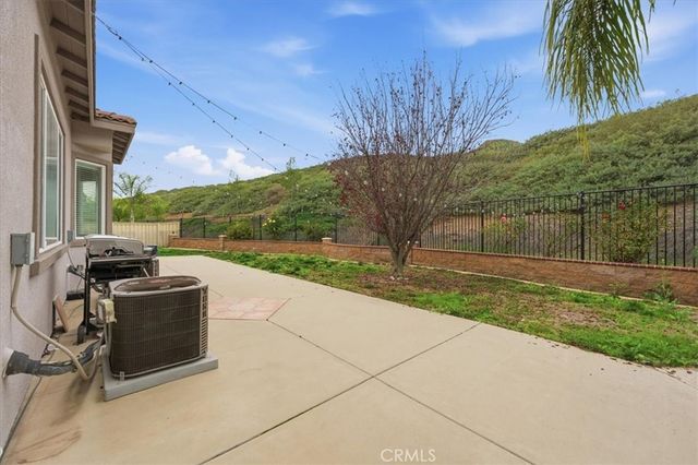 34326 Heather Ridge Court, Lake Elsinore, CA 92532