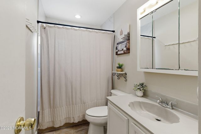 1501 Chatham Drive, Toms River, NJ 08753