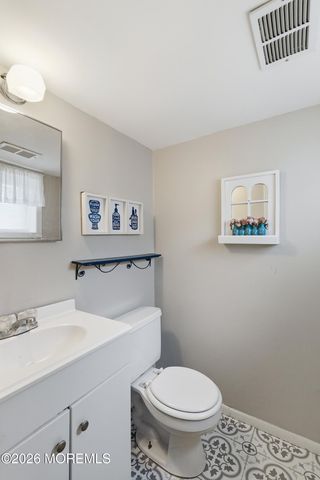 1501 Chatham Drive, Toms River, NJ 08753