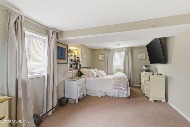 1501 Chatham Drive, Toms River, NJ 08753