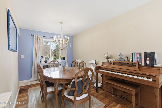 1501 Chatham Drive, Toms River, NJ 08753