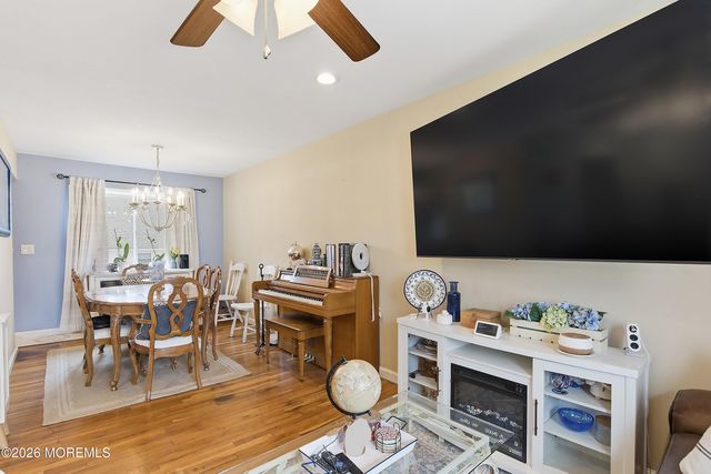 1501 Chatham Drive, Toms River, NJ 08753