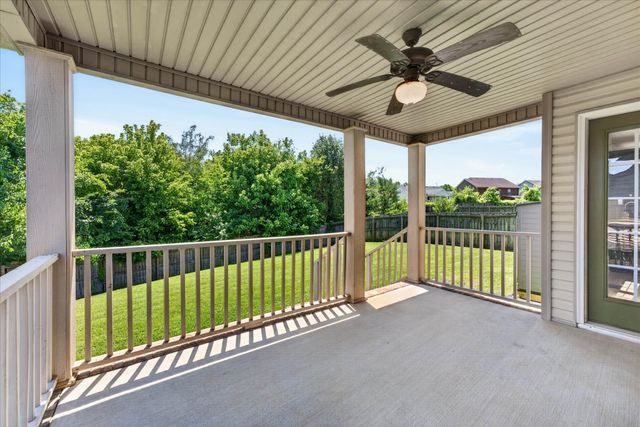 998 Dwight Eisenhower Way, Clarksville, TN 37042