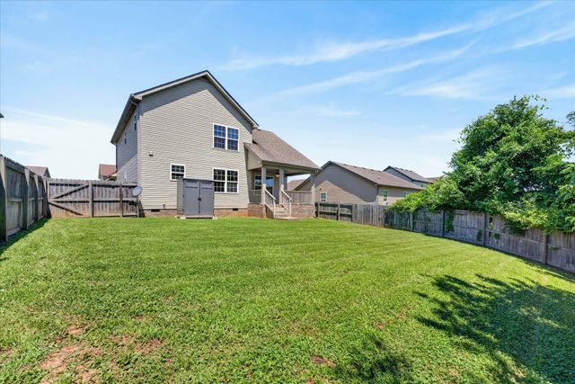 998 Dwight Eisenhower Way, Clarksville, TN 37042