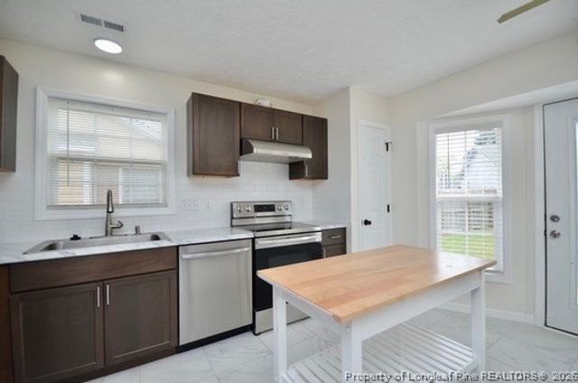 6329 Foxglenn Drive, Fayetteville, NC 28314