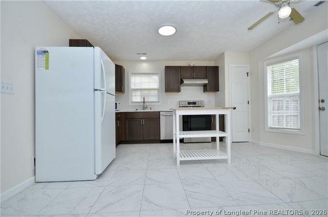 6329 Foxglenn Drive, Fayetteville, NC 28314