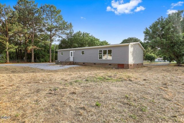 5737 Lloyd Road, Lucama, NC 27851