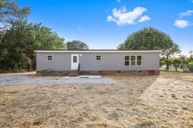5737 Lloyd Road, Lucama, NC 27851