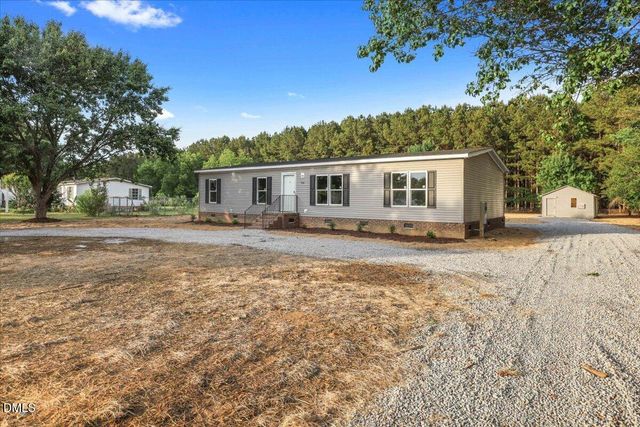 5737 Lloyd Road, Lucama, NC 27851