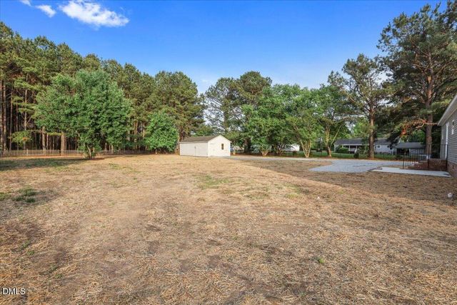 5737 Lloyd Road, Lucama, NC 27851