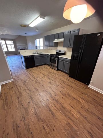 16603 N Meadow Drive, Houston, TX 77073