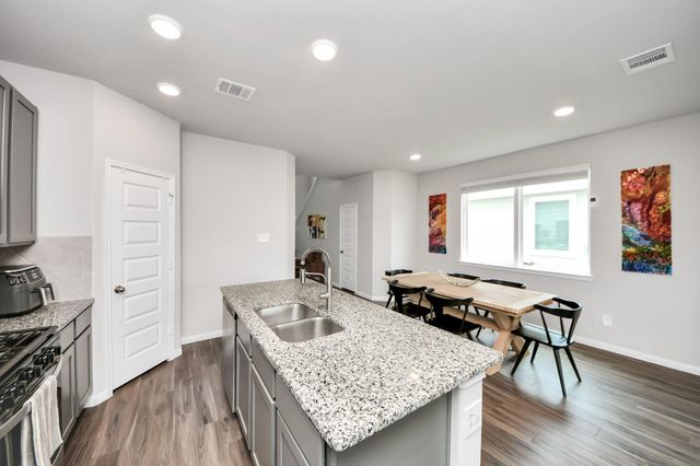 2473 Carp Drive, Conroe, TX 77384