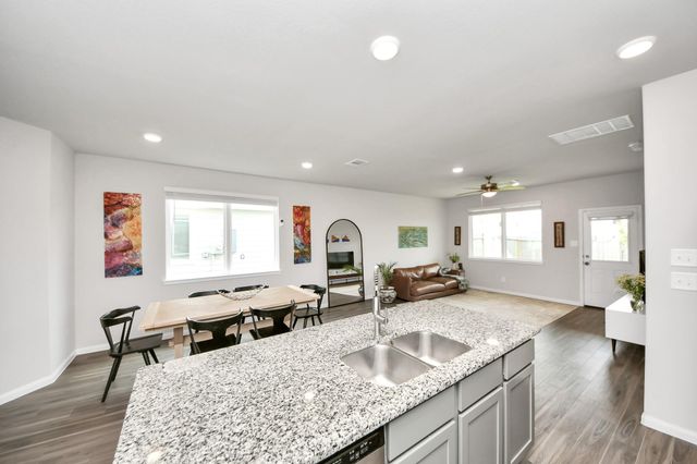 2473 Carp Drive, Conroe, TX 77384