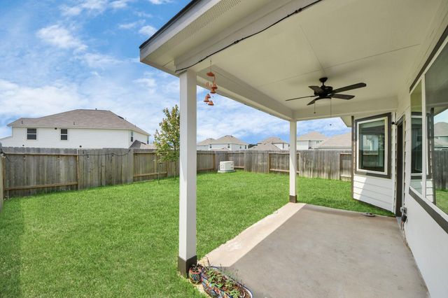 2473 Carp Drive, Conroe, TX 77384