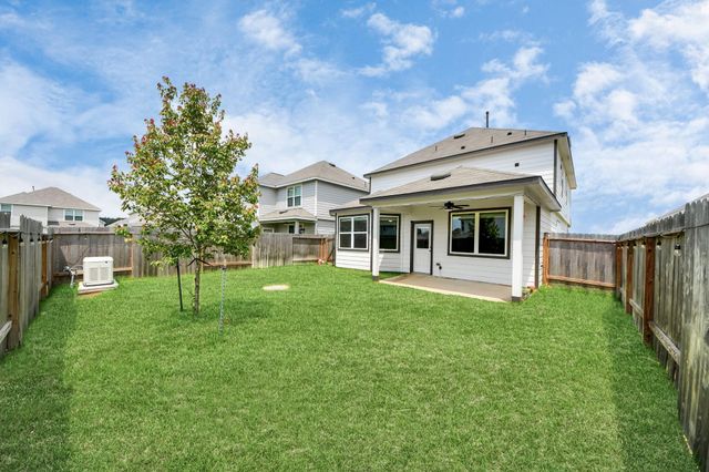 2473 Carp Drive, Conroe, TX 77384