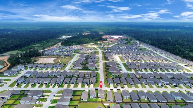 2473 Carp Drive, Conroe, TX 77384