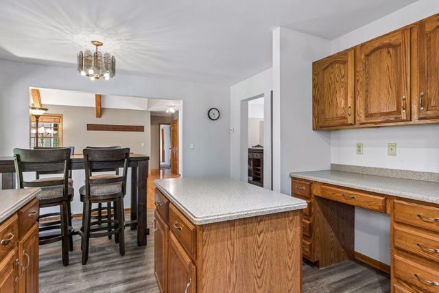 771 County Road B2 E, Little Canada, MN 55117