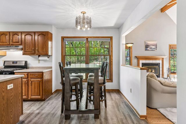 771 County Road B2 E, Little Canada, MN 55117