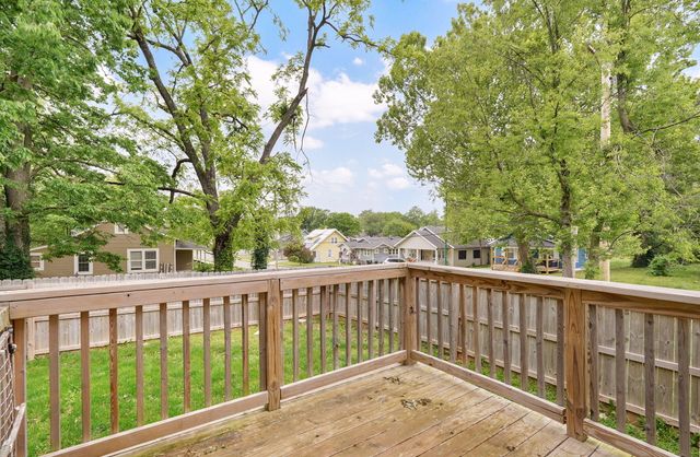 937 N Missouri Avenue, Springfield, MO 65802