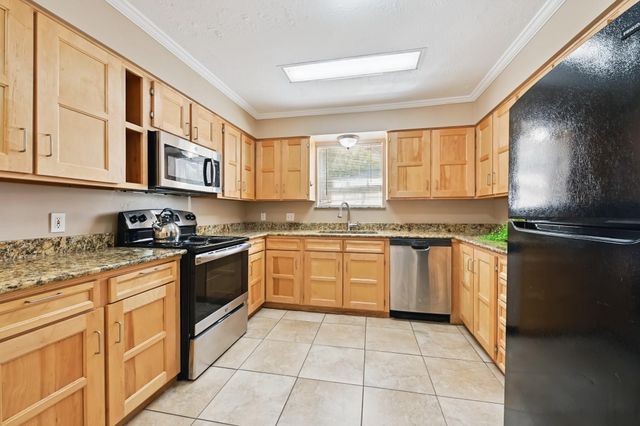 27210 Jimmy Lane, Conroe, TX 77385