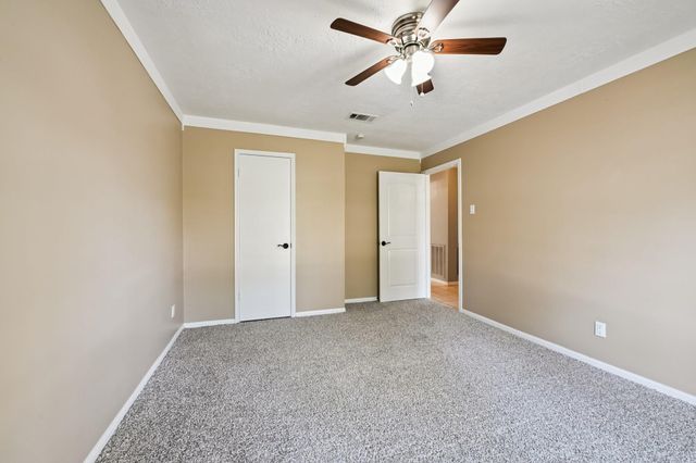 27210 Jimmy Lane, Conroe, TX 77385