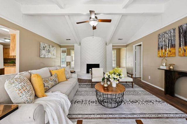 27210 Jimmy Lane, Conroe, TX 77385