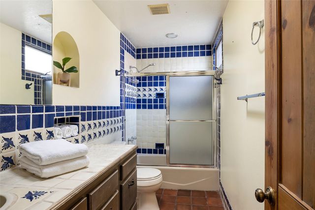 304 Alegre Street, Santa Fe, NM 87501