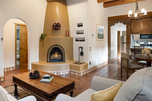 304 Alegre Street, Santa Fe, NM 87501