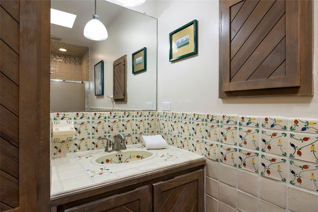 304 Alegre Street, Santa Fe, NM 87501