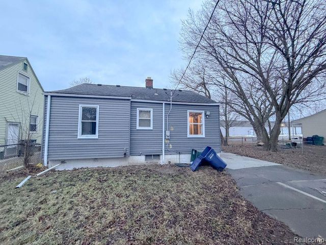 1836 Garfield Avenue, Lincoln Park, MI 48146