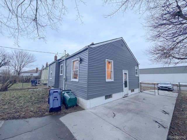 1836 Garfield Avenue, Lincoln Park, MI 48146