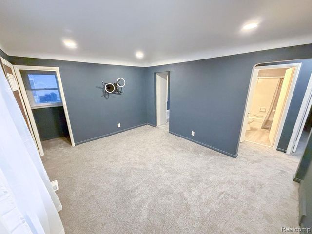 1836 Garfield Avenue, Lincoln Park, MI 48146