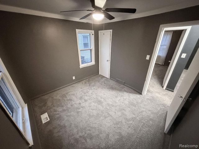 1836 Garfield Avenue, Lincoln Park, MI 48146