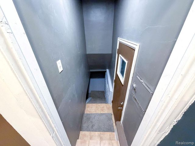 1836 Garfield Avenue, Lincoln Park, MI 48146