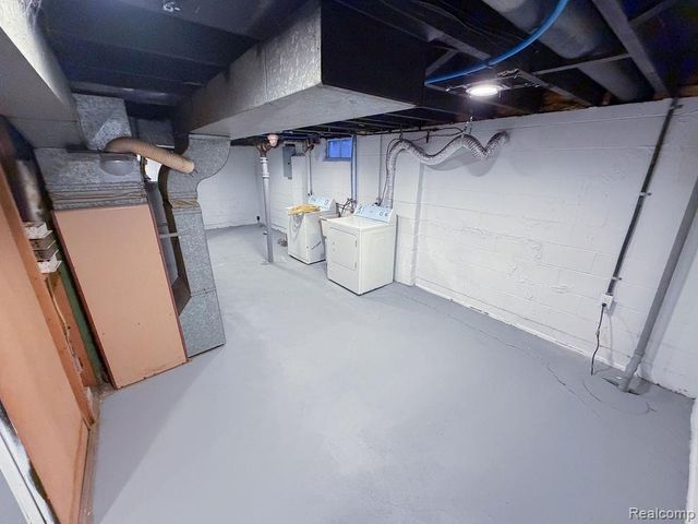 1836 Garfield Avenue, Lincoln Park, MI 48146