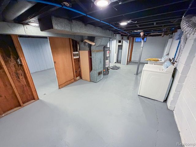 1836 Garfield Avenue, Lincoln Park, MI 48146