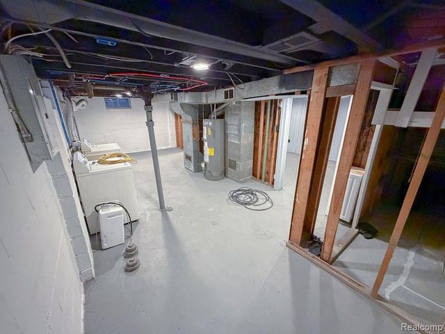 1836 Garfield Avenue, Lincoln Park, MI 48146