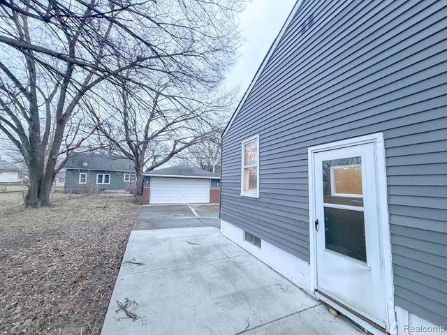 1836 Garfield Avenue, Lincoln Park, MI 48146