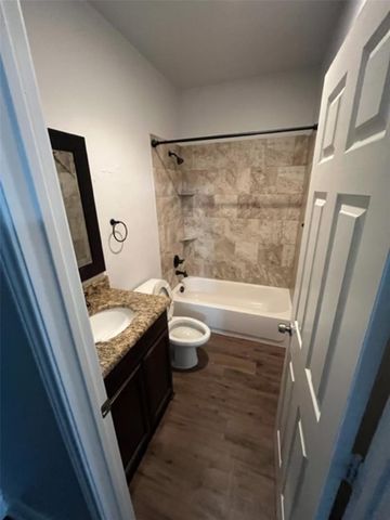 2811 Walnut Street, Greenville, TX 75401