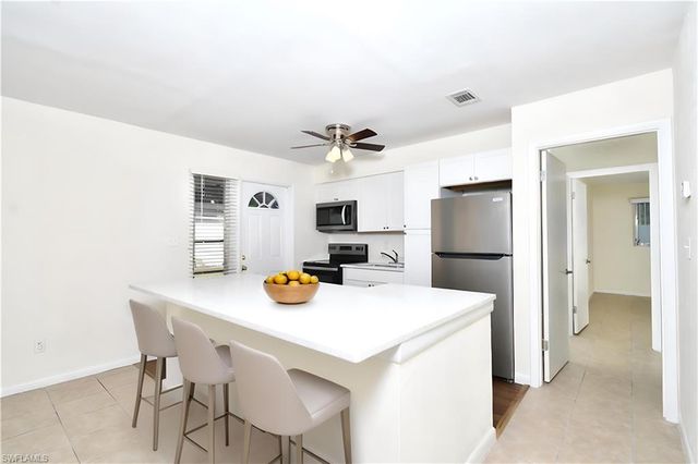 44 Tangelo CT, Lehigh Acres, FL 33936