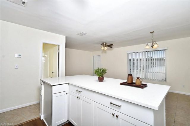 44 Tangelo CT, Lehigh Acres, FL 33936