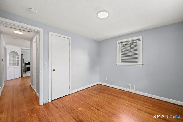 130 Florence Street, West Hartford, CT 06110