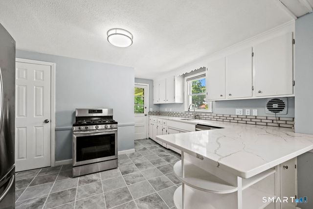 130 Florence Street, West Hartford, CT 06110