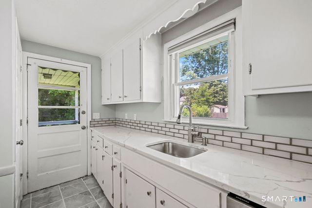 130 Florence Street, West Hartford, CT 06110