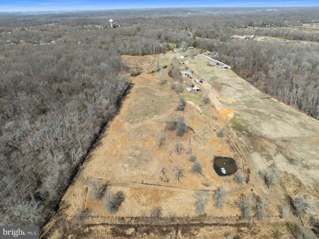 16420 CEDAR LAWN DR, Waldorf, MD 20601